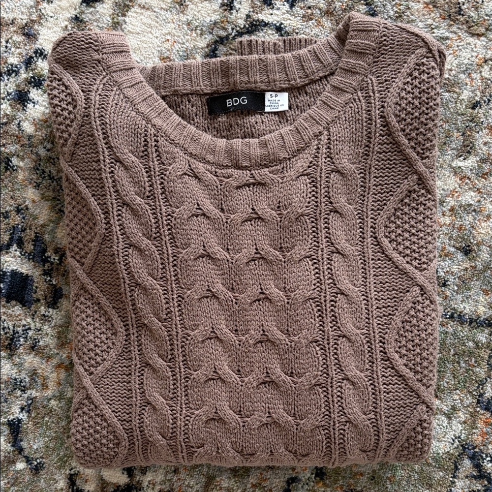 Urban Outfitters BDG Brown Cable Knit Sweater w/ Elbow Patches Sz S